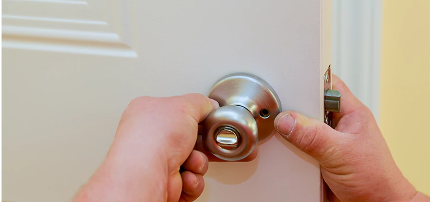 After-hours Locksmith For Lock And Key Installation in Pacifica, CA