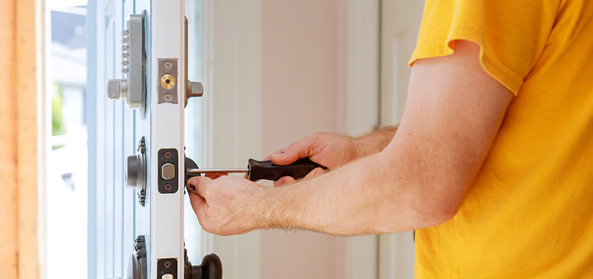 Eviction Locksmith For Key Fob Replacement Services in Pacifica, CA